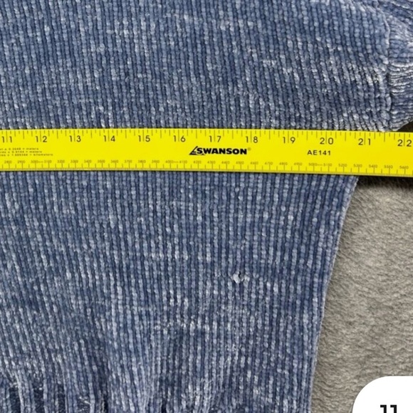 Like New Cynthia Rowley Sweater l M - Picture 5 of 5